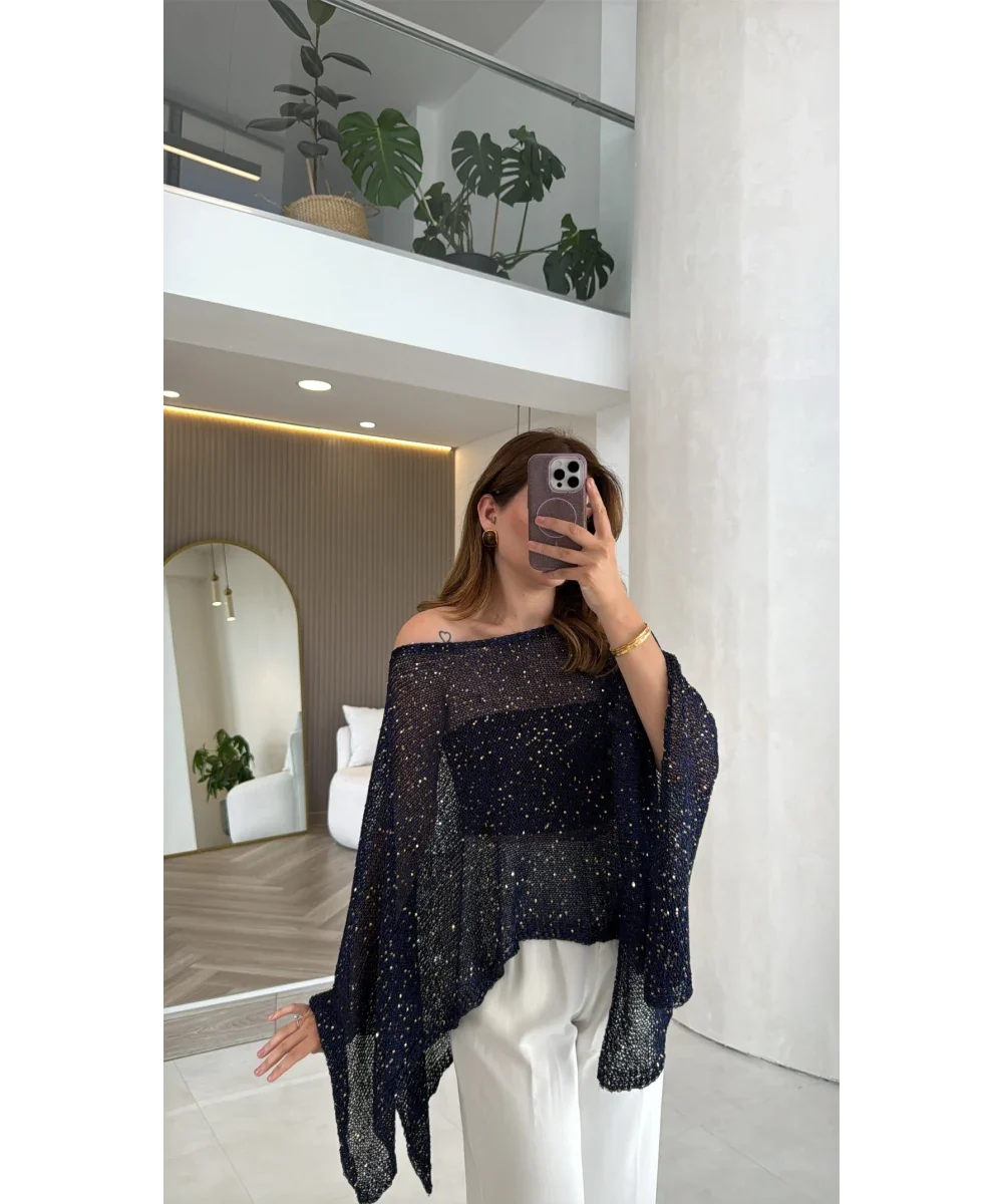 Blusa Capa Eclipse
