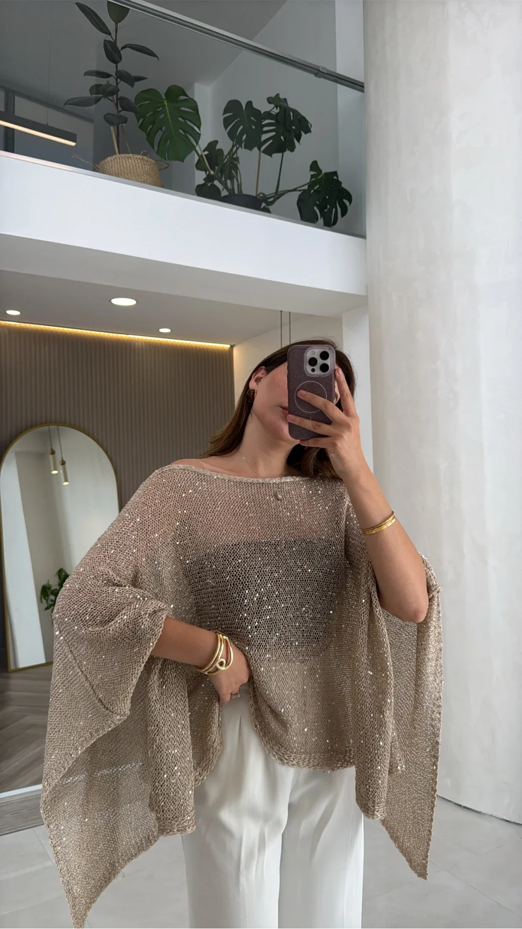 Blusa Capa Eclipse