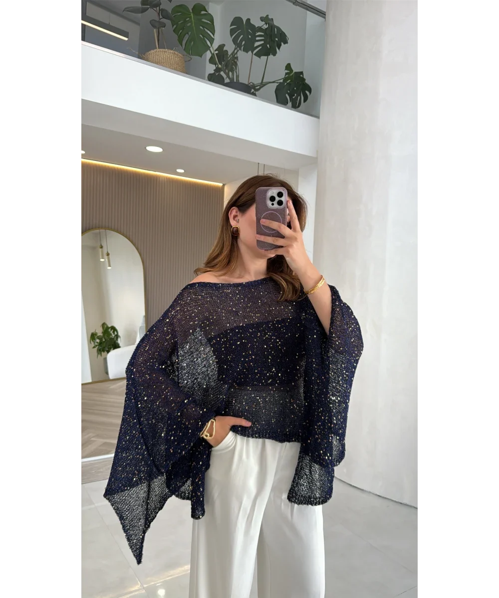 Blusa Capa Eclipse